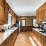 4 Bedroom Ranch In Prime Southpark Backyard And Porch *