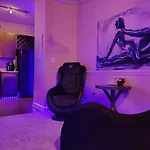 Apartment Frisky Adult Play Place - Fri & Sat Get Sunday Free! 