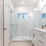 Pooltable-15 Mins To Uptown & Dt-king Bed! *