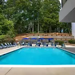 Sonesta Charlotte Lower South End