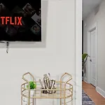 Luxe King 2br In Waverly *