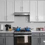 Apartment Luxe King 2br In Waverly *