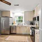 Movie & Arcade Games & Foosball - Cozy 4Bd