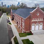 Luxury Rooftop Townhome In Restored Church 5 Mins To Dt