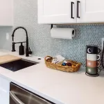 Modtrio 3br With Ensuites & Garage Mins To Uptown Charlotte