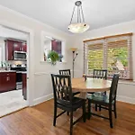 Holiday home Walking Distance To Restaurants Bars And Breweries
