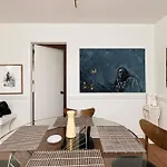 Holiday home Trendy Bohemian Bungalow, Close To Uptown, Plaza & Noda *