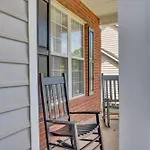 Updated University Area Home With Hot Tub Near Charlotte Your Perfect Retreat