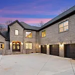 Charlotte Acres Retreat