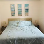 Dukehaven Near Northlake, Uptown, Route To Airport