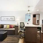 Towneplace By Marriott Loso Airport Hotel 3*