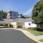 Towneplace By Marriott Loso Airport Hotel