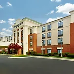 Hotel Springhill Research Park 2*