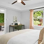 4Bd Cozy Getaway | Eclectic, Central, Near Airport