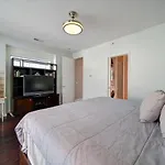 Modern 1br Stylish Near Uptown Clt Holiday home