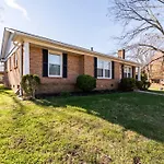 Queen City Starmount