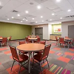 Home2 By Hilton Research Park 3* Charlotte