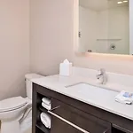 Hotel By Marriott Northlake