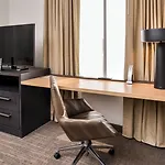 Hotel By Marriott Northlake Charlotte