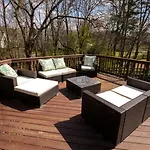 Suburban Sanctuary In Charlotte, North Carolina Holiday home Charlotte