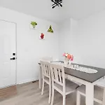 Holiday home Stylish Queen Getaway In Camp North End Charlotte