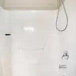 Cozy Uptown With Gym And Swimming Pool