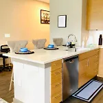 Apartment Cozy Uptown With Gym And Swimming Pool Charlotte