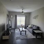 Gorgeous Uptown With Pool Charlotte