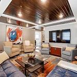 Holiday home Stylish Noda Gem Hot Tub, Games And Walk To Dining