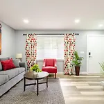 Spacious 2br 2ba Steps From Hospitals And Uptown Minimum 15 Days Or Apartment Charlotte