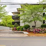 Spacious 2br 2ba Steps From Hospitals And Uptown Minimum 15 Days Or * Charlotte