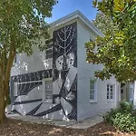 Modern 1br In The Heart Of Clt Holiday home Charlotte