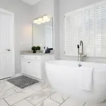 Holiday home Suburban Sanctuary In Charlotte, North Carolina