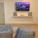 Apartment Luxury Uptown, Free Parking, 5min Bank Of America Stadium *