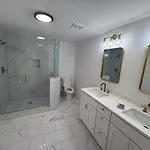 La Casita Newly Renovated Cozy Retreat