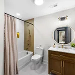4 Kings-1 Queen-gameroom-lounge-luxury Home-4k1q2t Charlotte