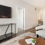 Landing Modern 1Bd Yoga Studio Gym
