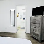 Cozy Corner Escape Entire In * Charlotte