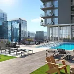 Landing Beautiful 1bd In Uptown Charlotte