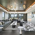 Landing Beautiful 1bd In Uptown * Charlotte