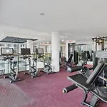Landing Beautiful 1bd In Uptown Apartment