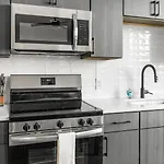Apartment Landing Beautiful 1bd In Uptown *