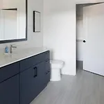 Landing Beautiful 1bd In Uptown Charlotte