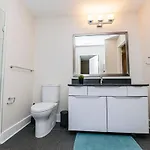 1br Uptown Furnished Apts Apartment *