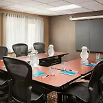 Towneplace By Marriott Loso Airport 3*