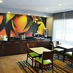 Hotel Fairfield Northlake 3*