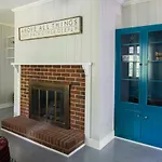 Boho By The Water! 1750Sqft - Fishing & Sleeps 10!