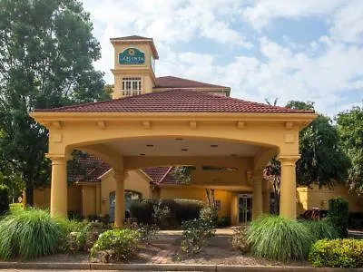 La Quinta By Wyndham Airport South Hotel