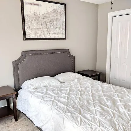 Spacious Deluxe House For You, Your Family And Friends Charlotte