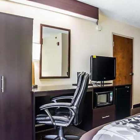 Sleep Airport - Billy Graham Parkway Hotel Charlotte